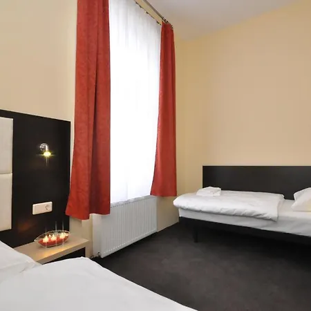 Bova 3* Франкфурт-на-Майне